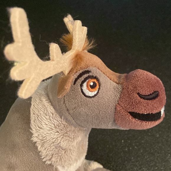 2/$25 โ๏ธ๐ฆ Disney Frozen Sven Plush - Picture 14 of 16